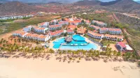 Costa Caribe Hotel Beach & Resort Отели в г. Гомес