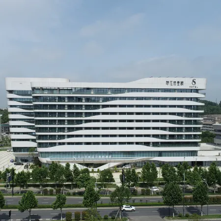 Jiangshan Yunfan Sports Resort Hotel