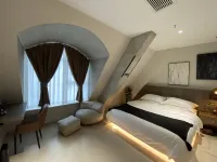 素·藝術酒店（民權奧林匹克公園店） 鄰近民權縣奧林匹克體育中心的酒店