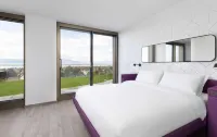 Yotel Geneva Lake Hotels in 