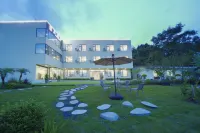 Yunshang Huakai Hotel (Chengdu Tianfu International Airport) Hotels near Sancha Lake Scenic Area