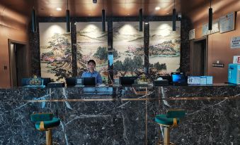Tomson Shangpin Hotel (Shenqiu Renmin Avenue Branch)