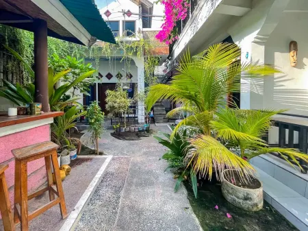 711 Gili Trawangan Mitra RedDoorz