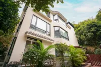 Boya Mountain House B&B Hotels near Ecological Garden