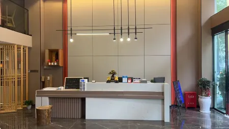 Jijia Yaju Hotel Отели рядом с достопримечательностью «Qianli Xianghui Rock Peak»