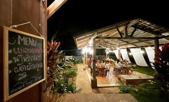 The River Runs Chiang Klang