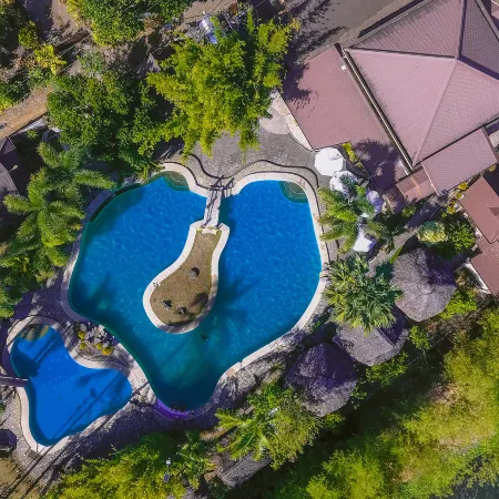 Casa Basilisa Hotel & Resort