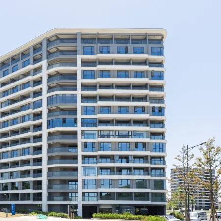Zhujiajian Summer Solstice Sea Resort Hotel (Centipede Zhi Wharf)