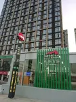 Amazon Loft Cinema Hotel (Nanchang West Railway Station Lizhuangshan Subway Station)