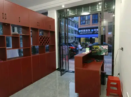 Lichuan Xiaoju Dayin Homestay Отели рядом с достопримечательностью «Lichuan Zhidi Plaza New Ocean World»