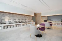 Lavande Hotel · Korla Jiuding Market Branch - románticos