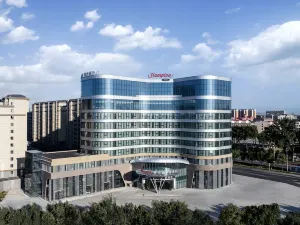 ハンプトンbyヒルトンホテル 塔城