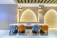 Starway Hotel (Alar Nanniwan Avenue)