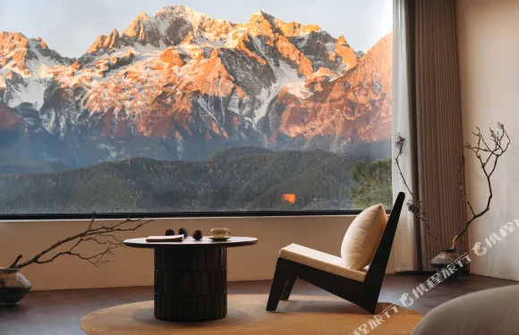 麗江玉龍漫椿雪山民宿