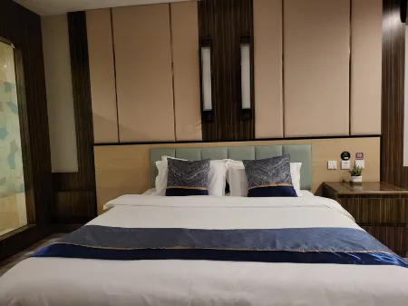 Harbin Shuangcheng Jinjie Business Hotel (Bei'erdao Street) Отели рядом с достопримечательностью «The Open University of Harbin Shuangcheng Branch»