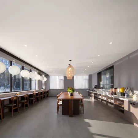 Qinghe Boutique Hotel