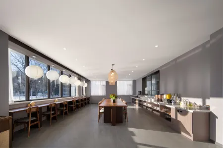 Qinghe Boutique Hotel Отели рядом с достопримечательностью «Qinggeli Wolf Mountain Scenic Area»