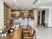 Longmen Zhuyunju Homestay