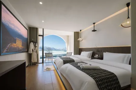 Bowan•Valley  Hotel Отели рядом с достопримечательностью «Тагун»