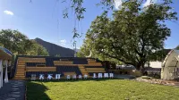 忘山雲舍|寧謐庭院·多元素設計美學山景度假美宿（野三坡景區店）