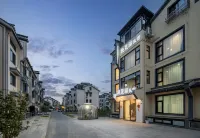 whispering willows design inn(the house in wuzhen xizha scenic area)