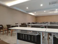 Rongcheng Chengshantou Xixiakou Zoo Rezen Select Hotel 룽청 호텔