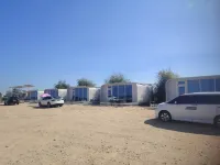 Baisha Bay Capsule Seascape Homestay - parking