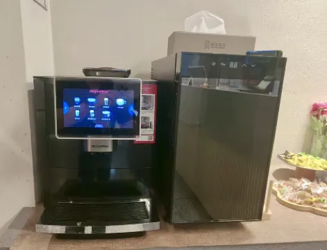 Waiting Hotel (Shanghai Sichuan North Road&Hongkou Football Stadium) Отели рядом с достопримечательностью «CPC Jiangsu Provincial Committee Former Site (West Gate)»