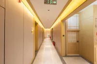 Xihe Shanju Korean Characteristic Homestay (Changbai Mountain North Slope Distribution Center) - บริการรถรับส่ง