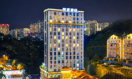 CITY HOTEL