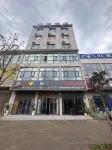 Luoping Mingzhu Hotel