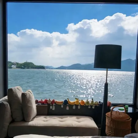 Dongqian Lake Wangshui Homestay