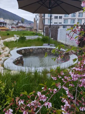 YaYuan Divine Soup - Rooftop Pools