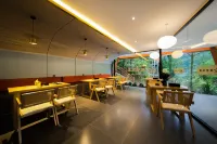 Fengchuibanxia Forest Hot Spring Homestay
