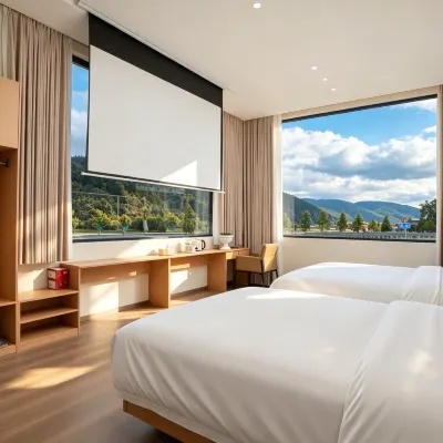 Shangri-La Sangzhucuo Oxygen Supply Homestay Hotels near Potatso National Park