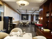 Minshan Shengshi Hotel - 주차장
