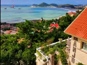 Manju Gallery Hotel and Boutique (Qingdao, Laoshan)