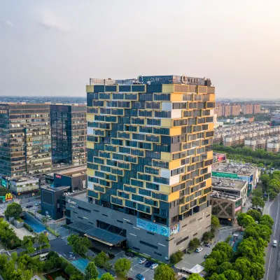 The QUBE Hotel Shanghai Pudong (Shanghai International Resort) Hoteles cerca de Estación de metro Chuansha