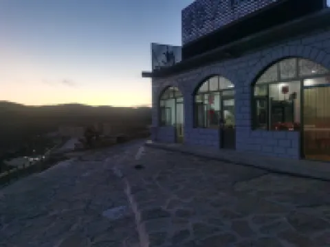 Li Family Courtyard Restaurant in Qingshuihe Hotels in Qingshuihe