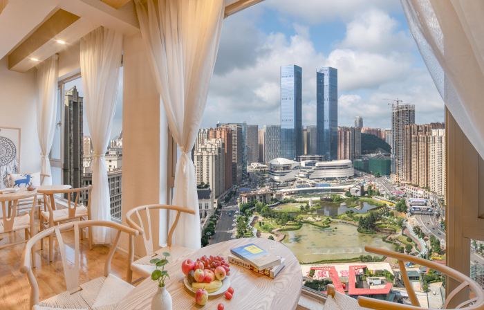 Caiyun Chunxu · High-Altitude View City Homestay (Huaguoyuan White House Shopping Center Branch)