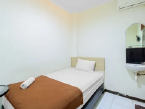 Bantal Guling Alun Alun Bandung Hotels in Regol
