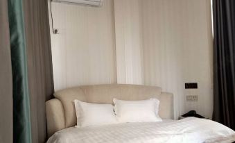Yunfu Yilong Apartment Hotel