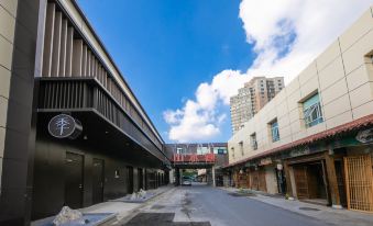 JI HOTEL HUAZHU HOTELS GROUP LTD