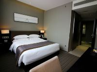 珠海新海利大酒店 - 主楼标准大床房