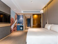 杭州西湖科技园亚朵酒店 - 几木大床房
