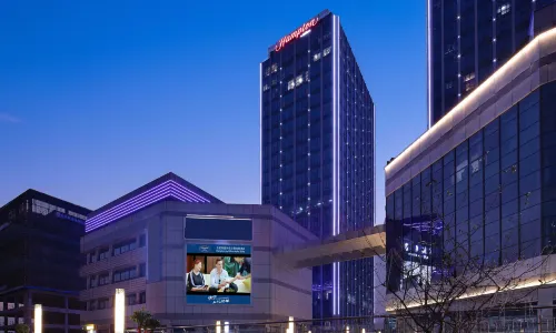 Hampton by Hilton Hefei West Railway Station Sili River