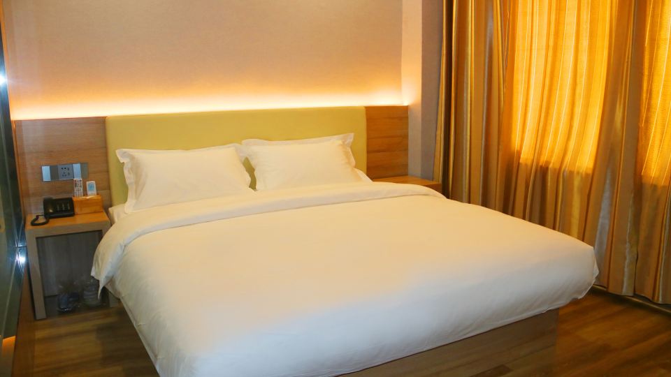 Haiyue Wei sea rongcheng shidao fishing port yong an north road hotel