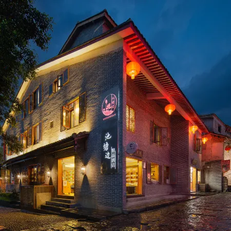 Pondside Boutique Hotel