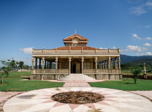 Las Casas Filipinas de Acuzar