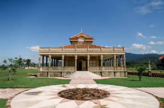 Las Casas Filipinas de Acuzar Отели в г. 